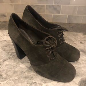 USED - Tory Burch heels size 8